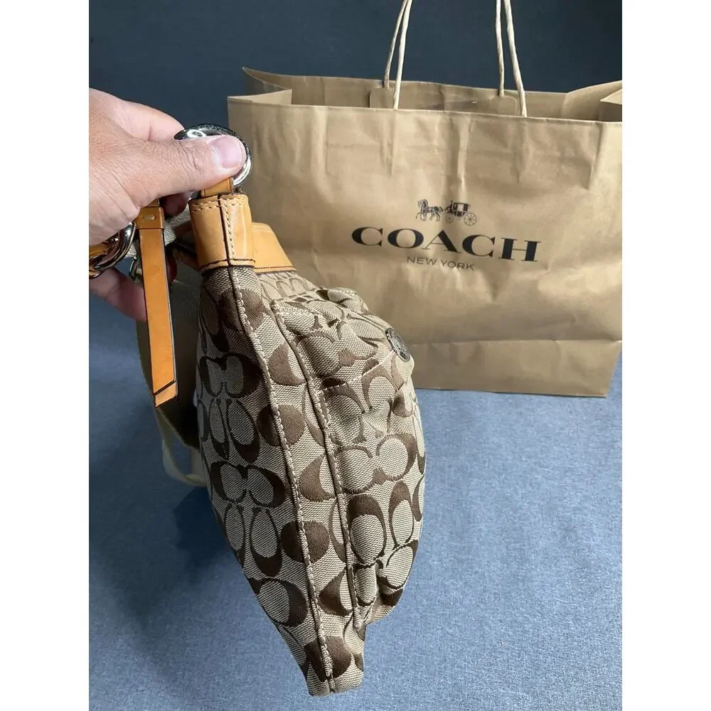 Vintage Canvas Coach 6448 Logo Pattern Shoulder Bag Beige